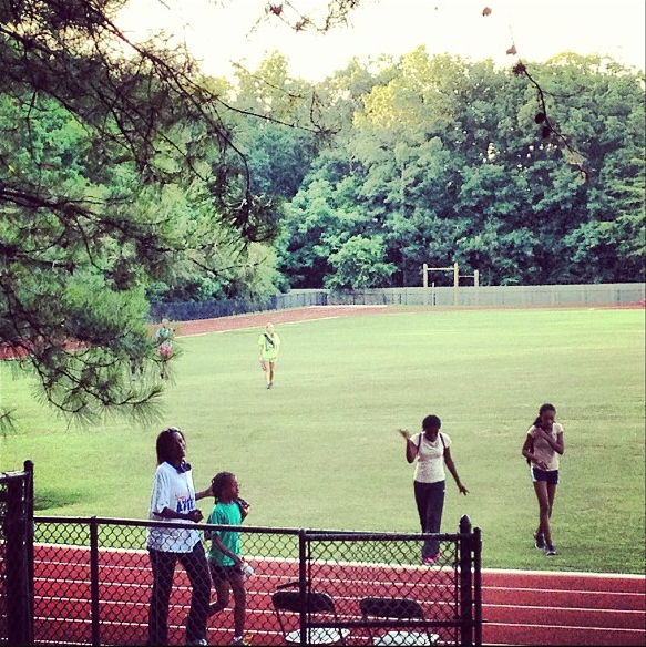 What better way to make a run comeback after 3 weeks than a track workout in the heat?